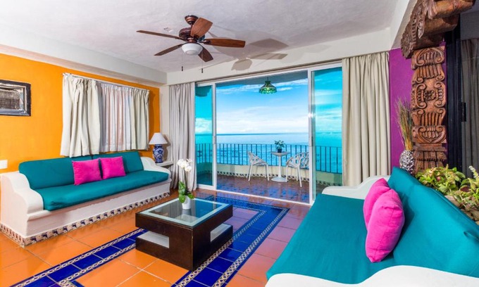 Boca de Tomatlan Hotel | Mar Sereno Hotel & Suites