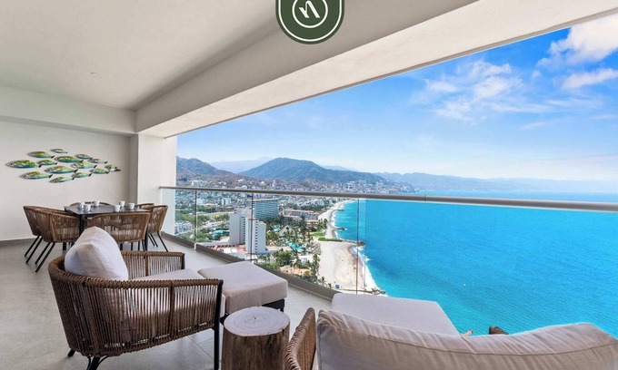 Las Glorias Apartment | Oceanfront 3 BR Condo with Private Beach - Pools