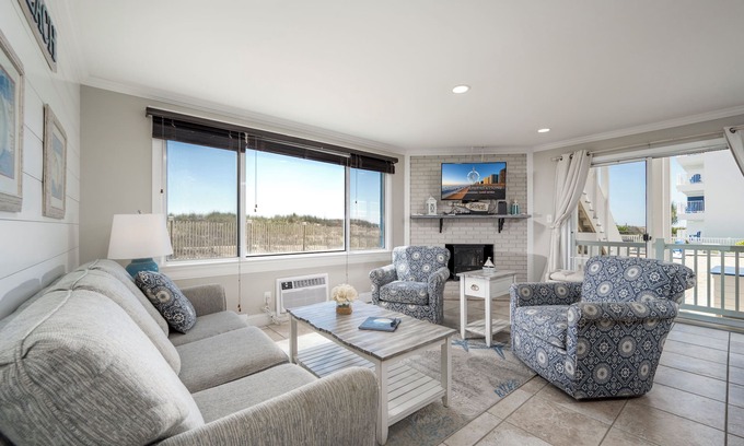 Midtown Ocean City Condo | Oceanfront condos with 3 night minimum rentals and linens included!