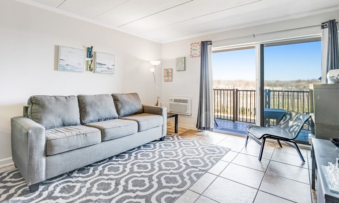 Midtown Ocean City Condo | Oceanfront retreat with direct beach access - near attractions & more