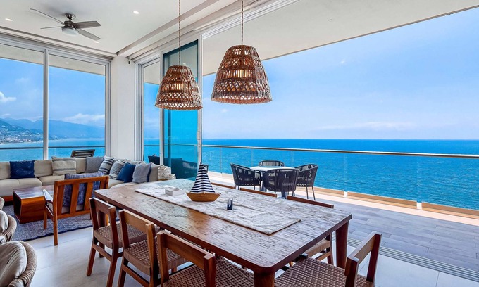 Las Glorias Apartment | Panoramic Hot Tub Oceanview Luxury 4BR Penthouse