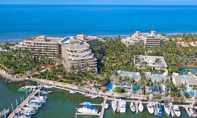 Nuevo Vallarta Hotel | Paradise Village
