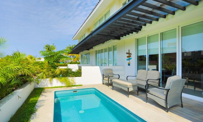 Nuevo Vallarta House | Perfect home for a big family getaway! El Tigre Golf, private pool, close to Beach