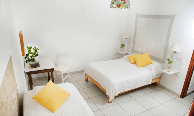 Americana Resort | Private room ∙ 3 guests