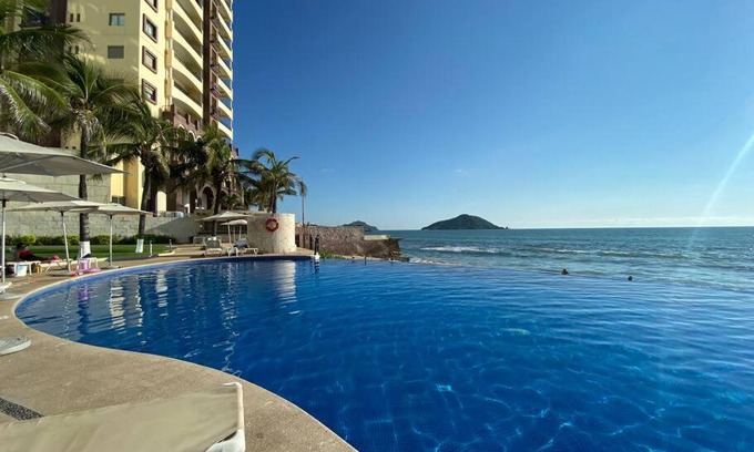 Marina Mazatlan Apartment | PRS B Depa frente al mar
