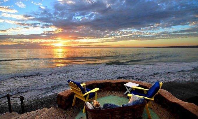 Primo Tapia House | Security 'Exclusive' Gated Beachfront Private Steps to Beach! Rosarito Beach πn