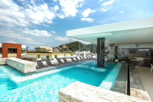 Emiliano Zapata Apartment | Skyloftpv by LOFT268