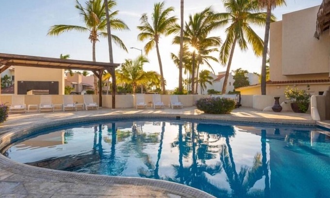 Campo de Golf Fonatur Hotel | Spacious Studio with Outdoor Pool