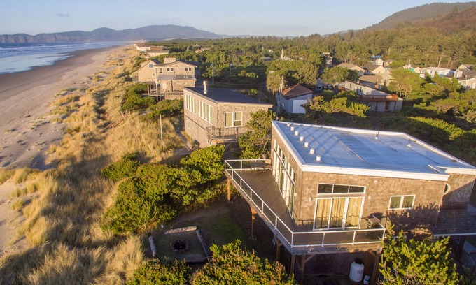 Tierra Del Mar House | The Sand Castle #127 - Luxury oceanfront home with amazing views.