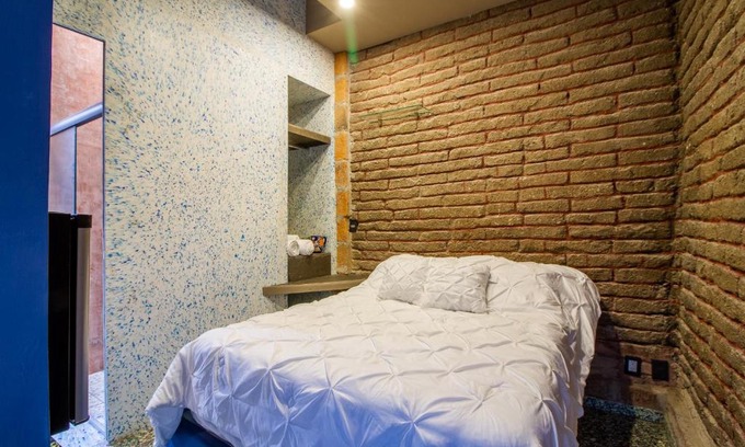 Guadalajara Bed & Breakfast | TOLTEQUIDAD Warm Ecostay Near Downtown