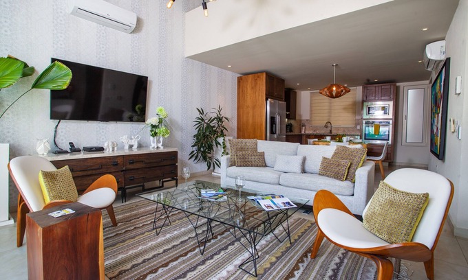 Amapas Condo | V177 Penthouse 2 floors in Old Town Mountain View 1BD Penthouse for rent in Old