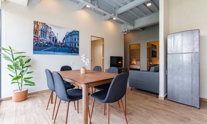 Zona Rosa Apartment | VH | Roma Nte | Stylish apt + Balcony | 299