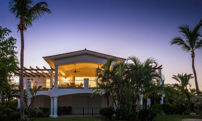 Palmilla Villa | Villa ∙ 3 bedrooms ∙ 10 guests