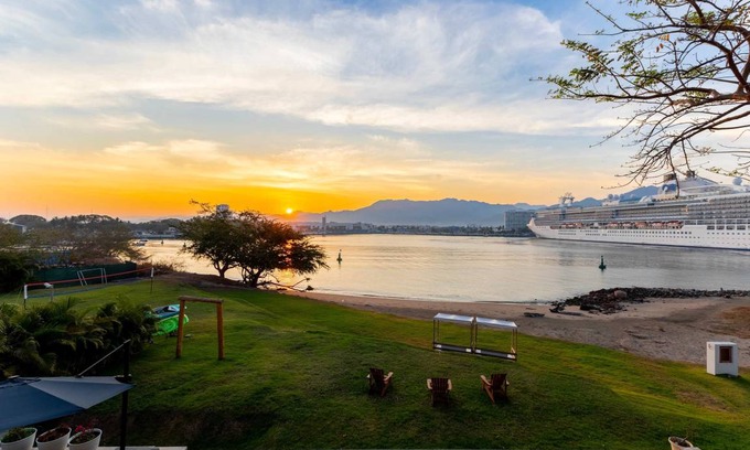 Marina Vallarta Villa | Villa ∙ 7 bedrooms ∙ 22 guests