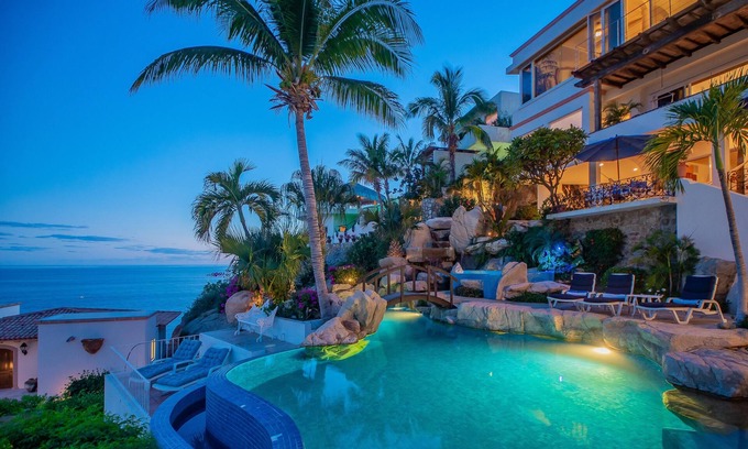 Pedregal Villa | Villa Miramar: Stunning Ocean Views Pedregal Breakfast Incl. Promos Avail