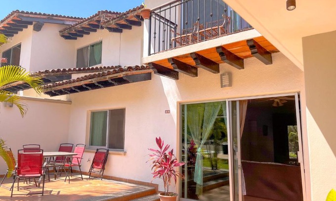 South Shore Hotel Area Apartment | Villas Plaza Mismaloya Beach AA4