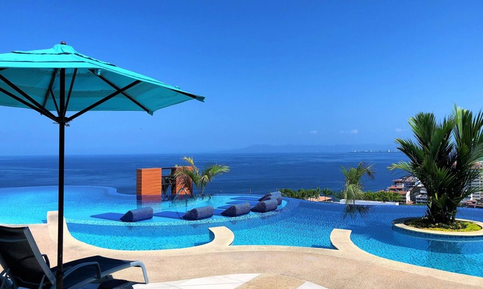 Romantic Zone Condo | Zona Romantica, Residences by Pinnacle, Best Rooftop Pool, Ocean View, 2 B/2 B