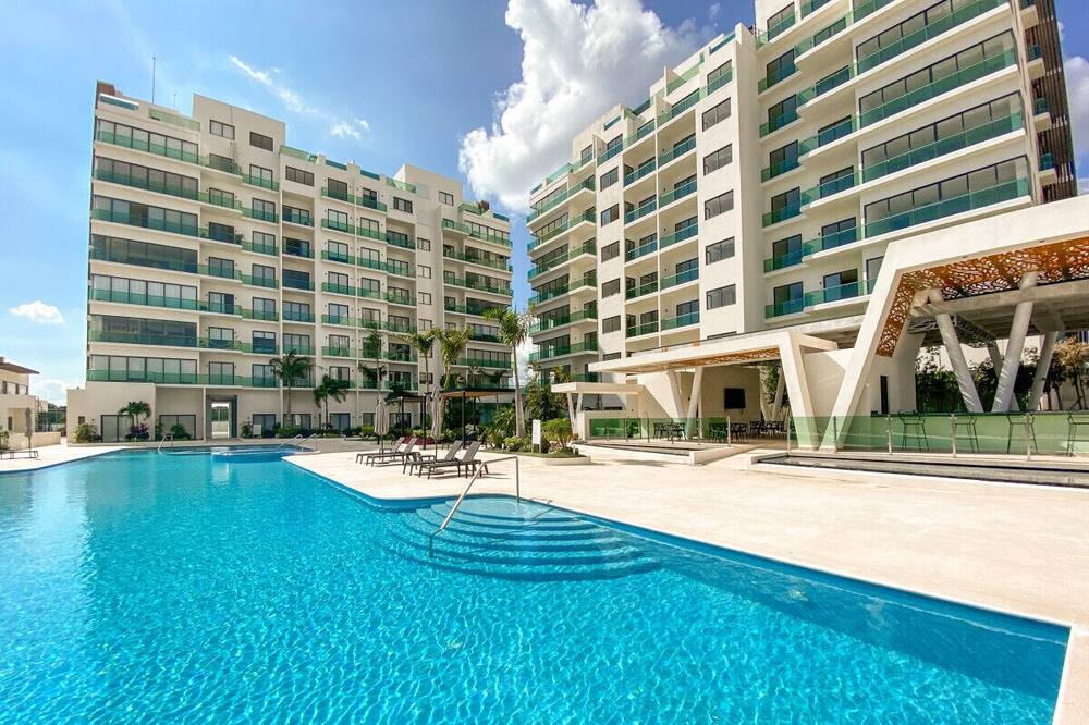 Ejidal Condo | Apartment w/great view, pool, gym, tennis, parking