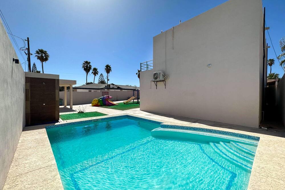 Centro Apartment | Family Oriented Apt. with Pool & Playground C