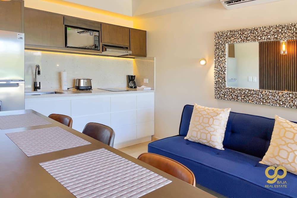 La Paz Apartment | NEW 2 Studio Suite Stay, Walk to Beach and Malecón