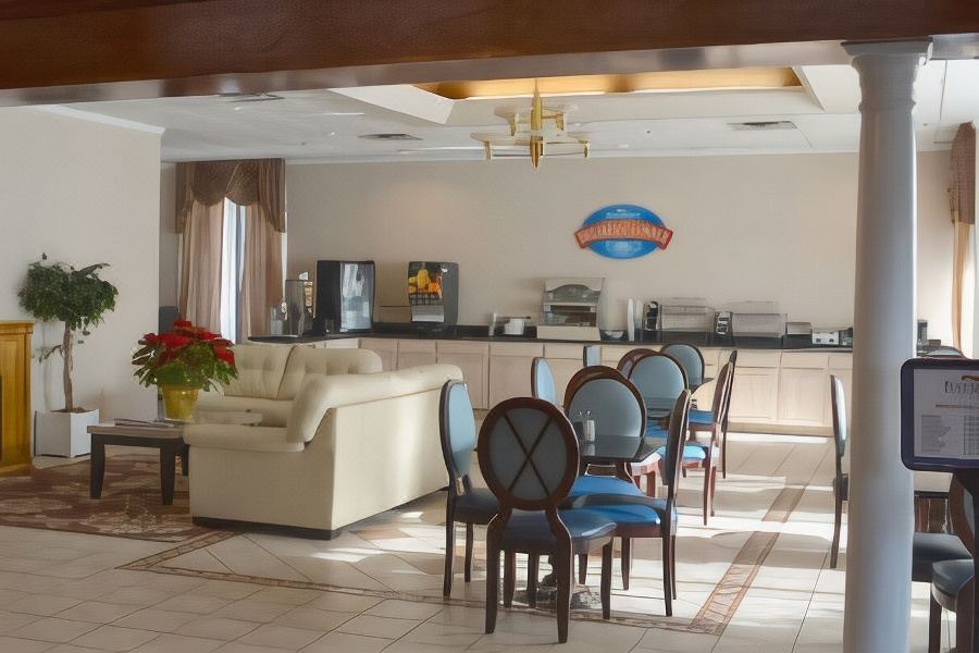 Photo of Livingroom in East Windsor