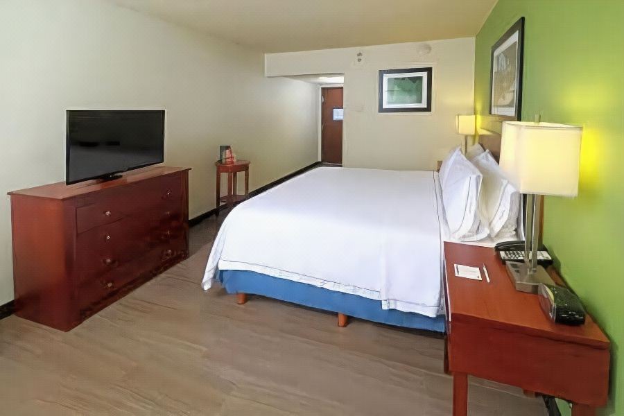 Photo of Bedroom in Tlaquepaque