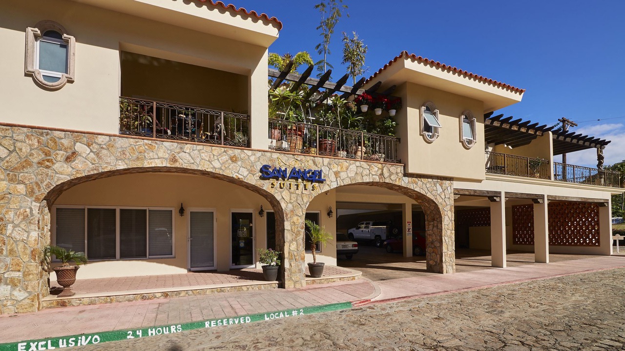 Photo of Buildings in Pedregal