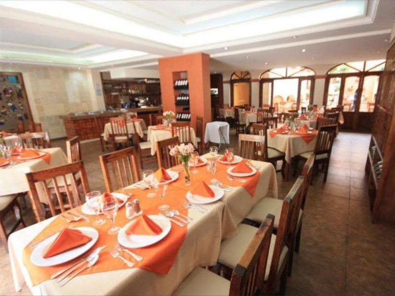 Photo of Livingroom in De La Merced