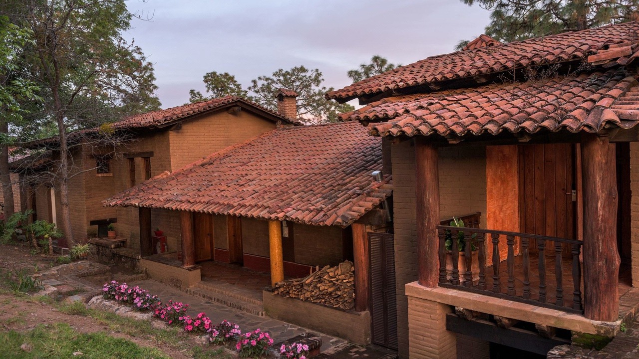 Photo of Buildings in Tapalpa