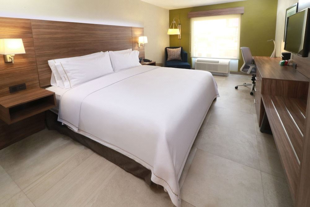 Photo of Bedroom in Tlaquepaque