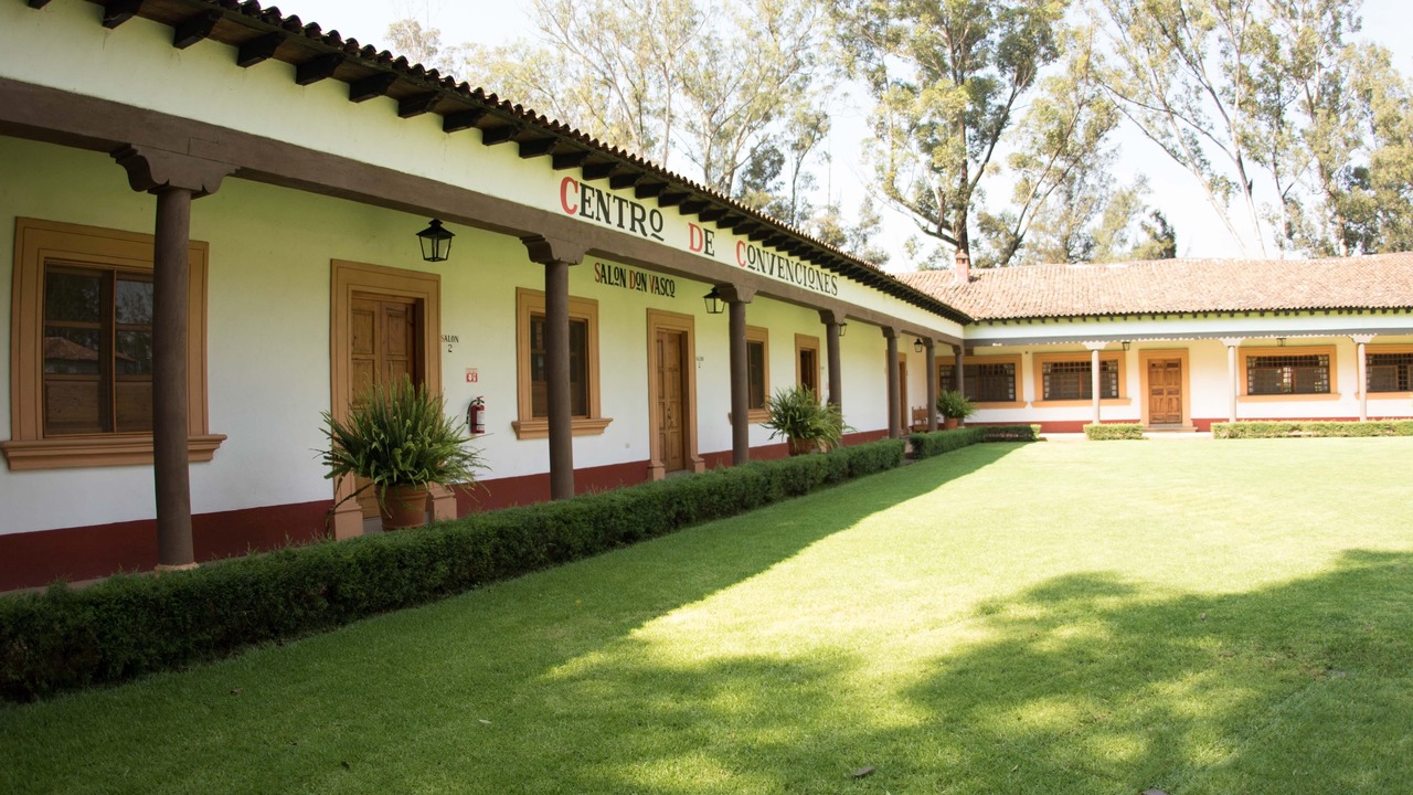 Photo of Buildings in Patzcuaro