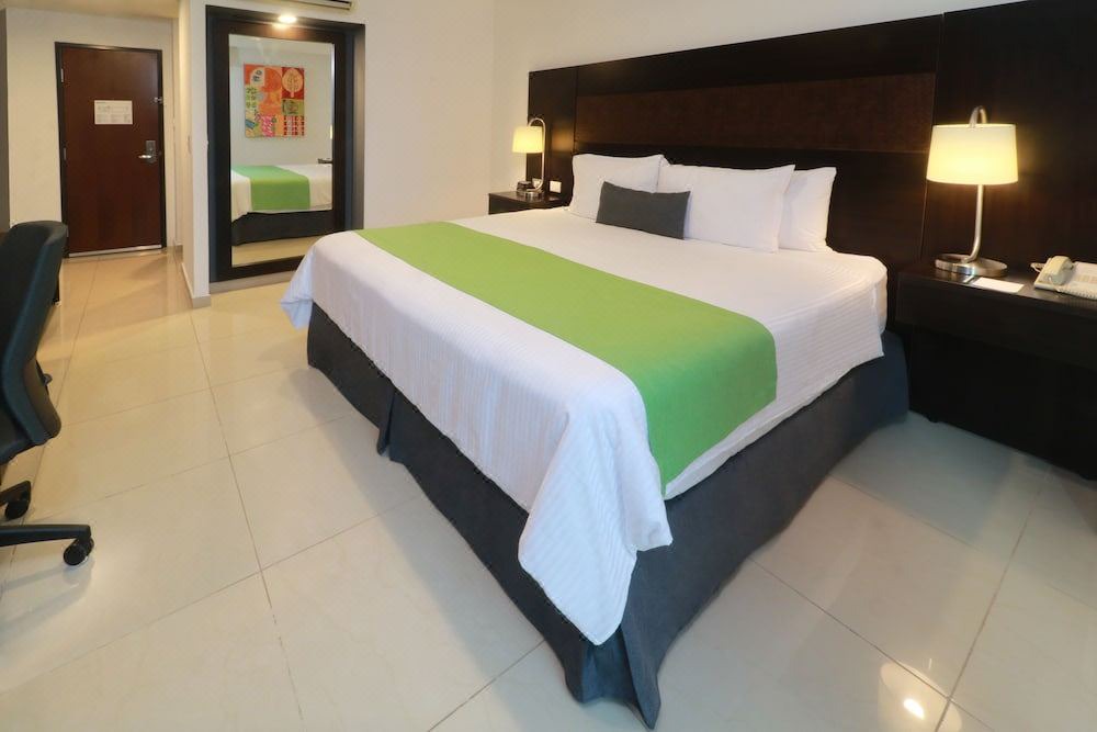 Photo of Bedroom in Financial District