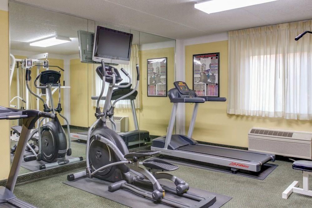 Photo of Livingroom in Merry Oaks