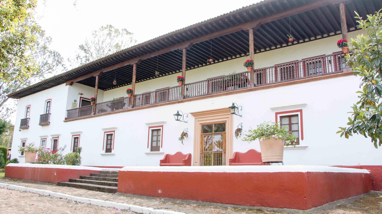 Photo of Buildings in Patzcuaro