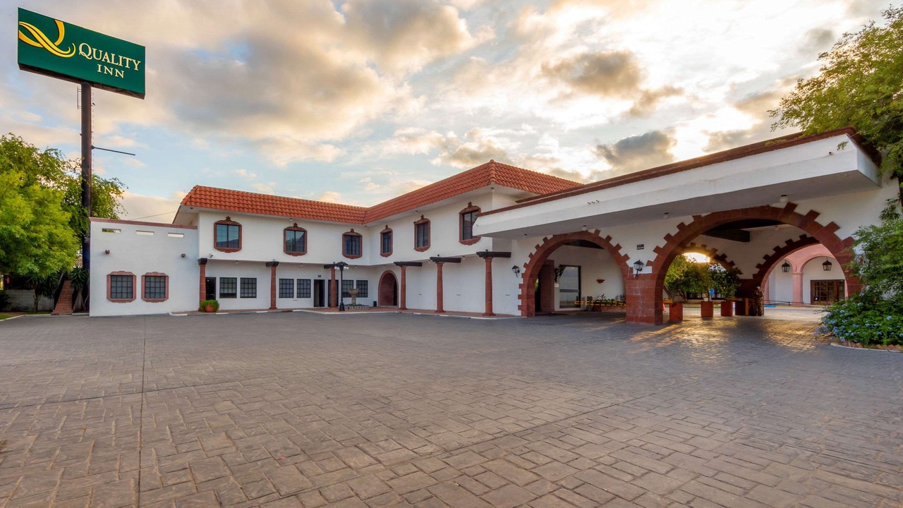 Photo of Buildings in Nuevo Laredo