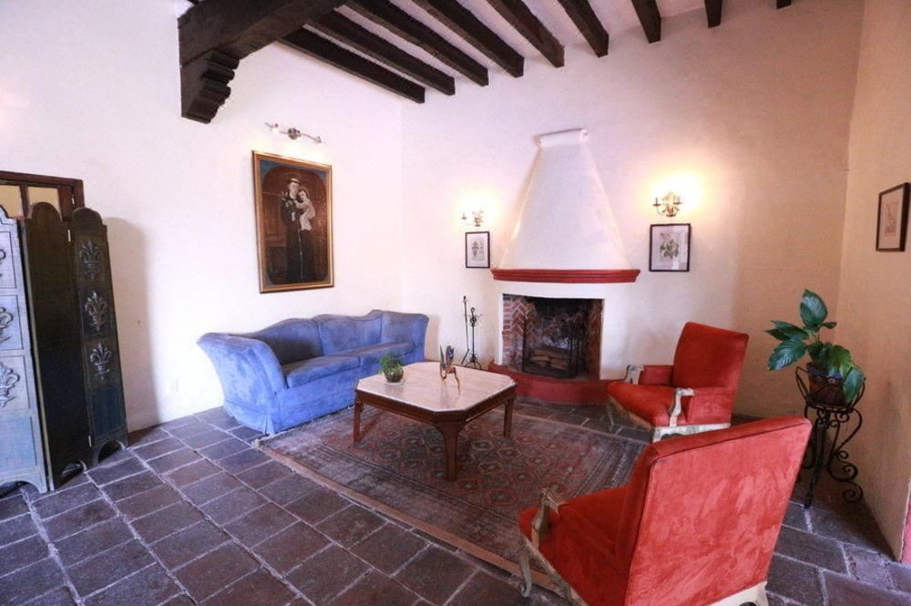 Photo of Livingroom in Central Cuernavaca