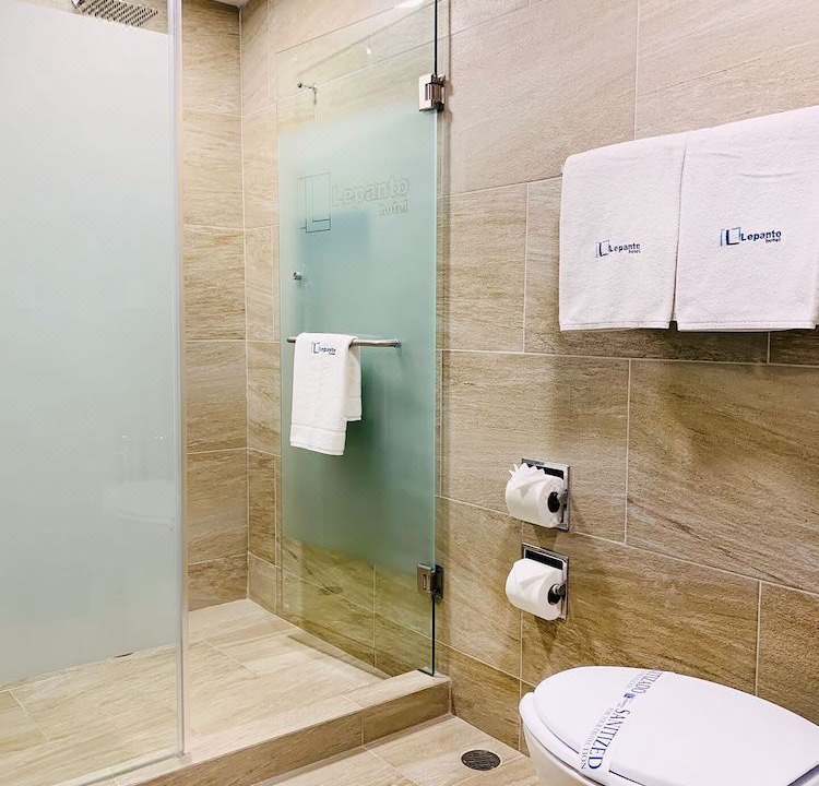 Photo of Bathroom in Downtown Mexico City