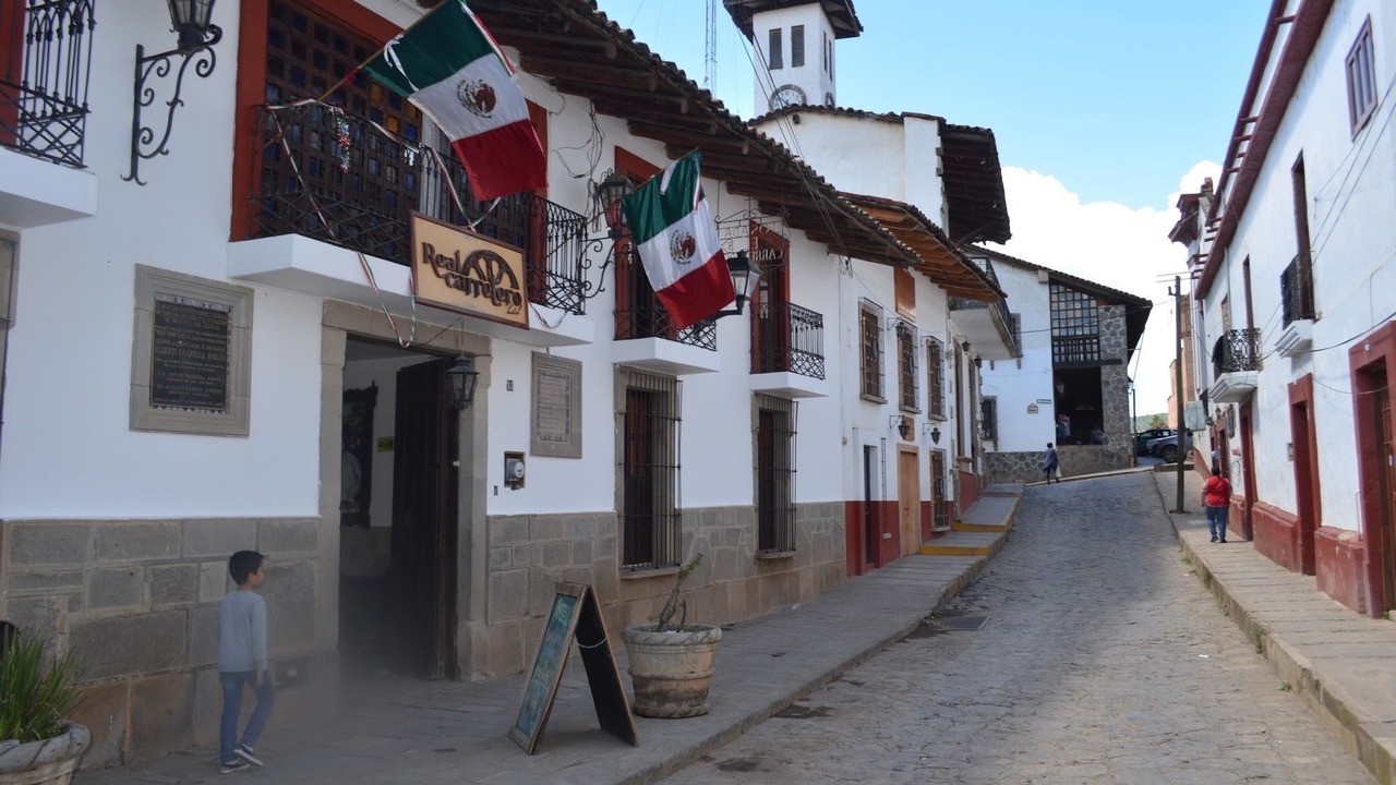 Photo of Buildings in Tapalpa
