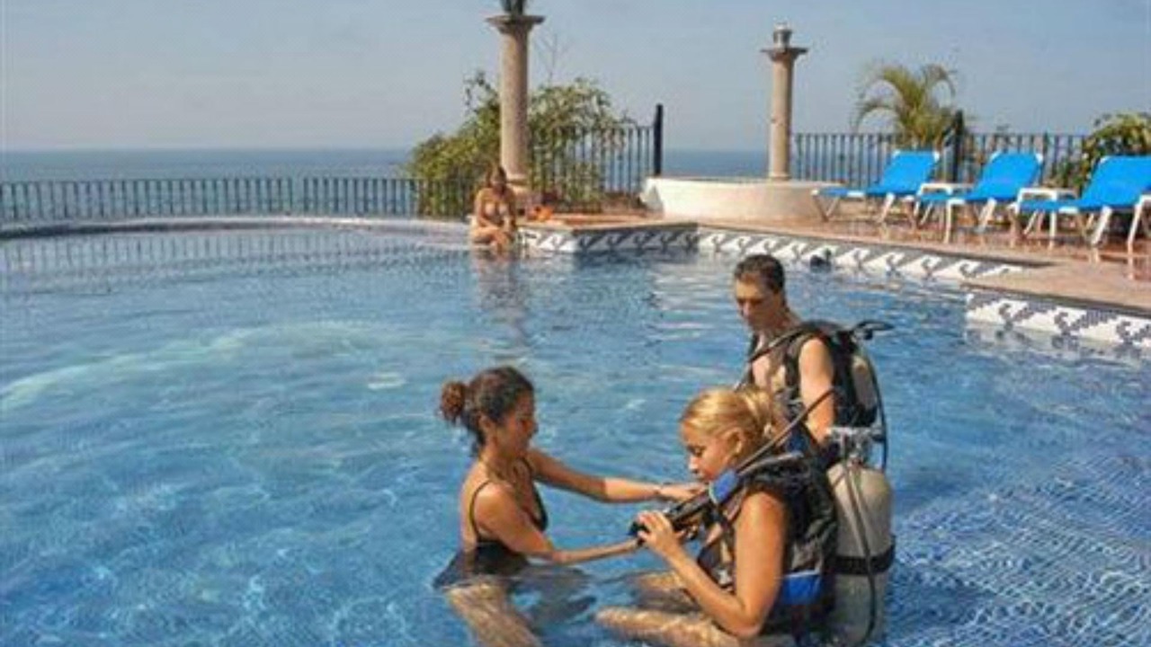 Photo of Human In Picture in Boca de Tomatlan