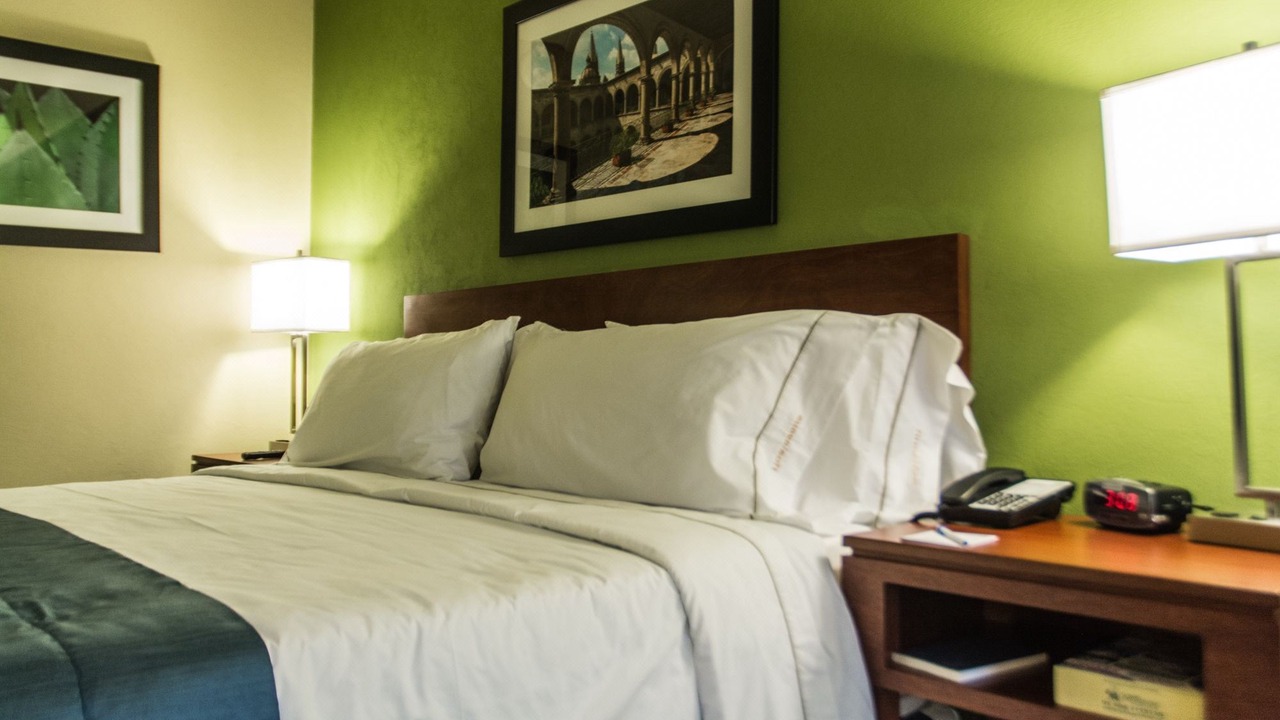 Photo of Bedroom in Tlaquepaque
