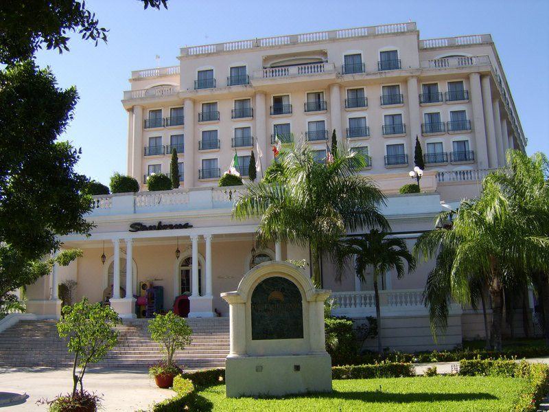 Photo of Buildings in Zona Paseo Montejo