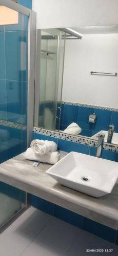 Photo of Bathroom in Villa Aldama