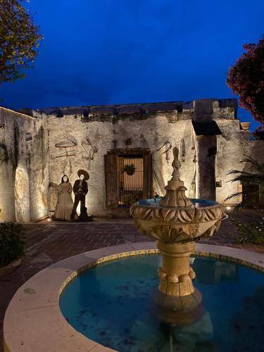 Photo of Others in Alamos