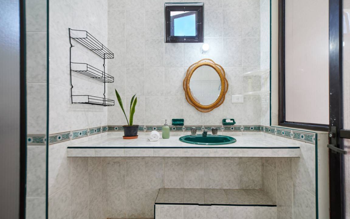 Photo of Bathroom in Yobain