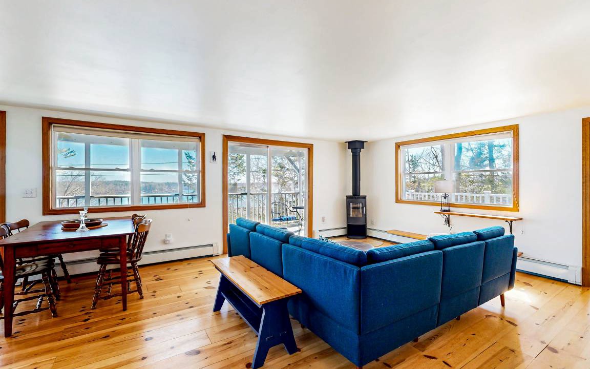 Photo of Livingroom in East Boothbay