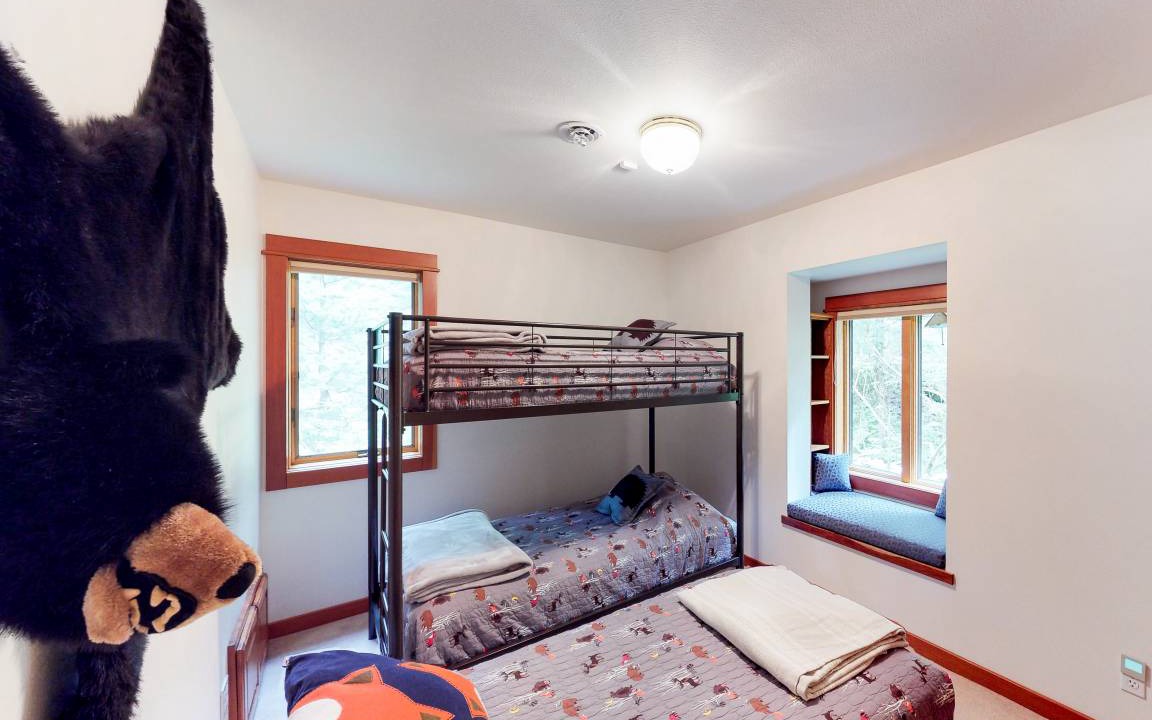 Photo of Others in Alyeska
