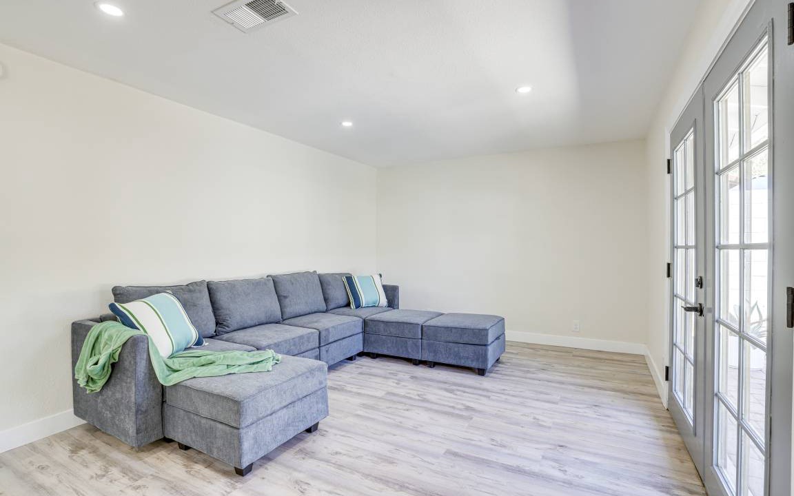 Photo of Livingroom in The Lakes