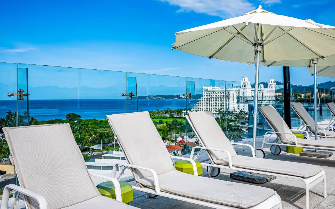 Photo of Patio Balcony in Flamingos