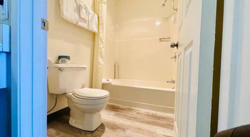 Photo of Bathroom in Fort Bragg
