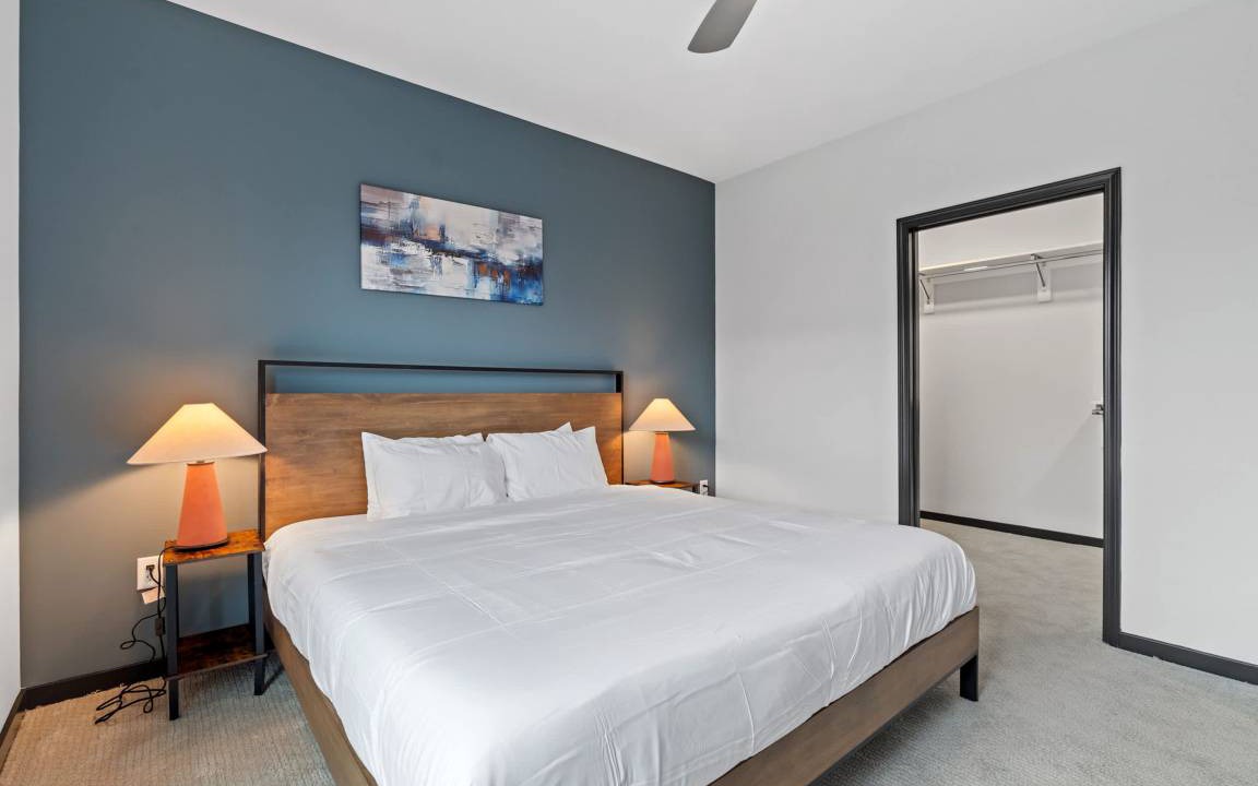 Photo of Bedroom in Lockerbie Square